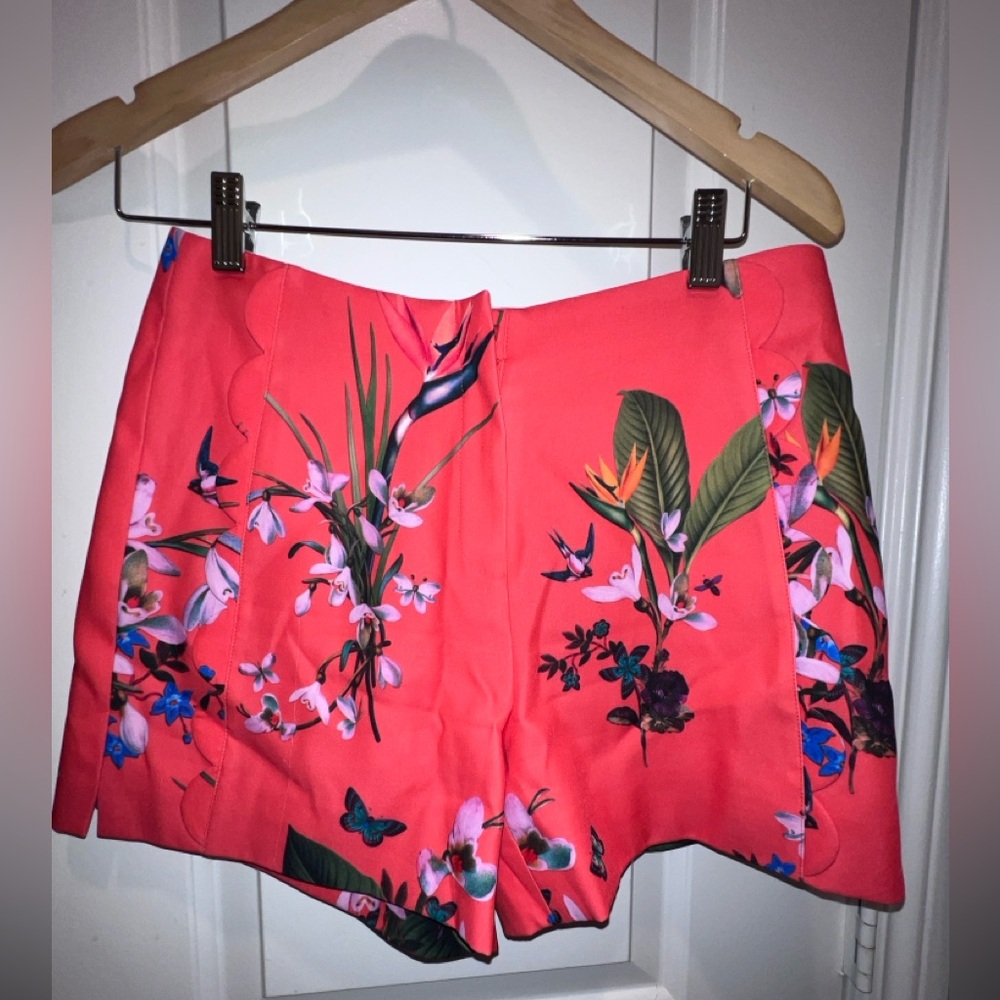 Ted Baker scalloped tropical shorts sz 4